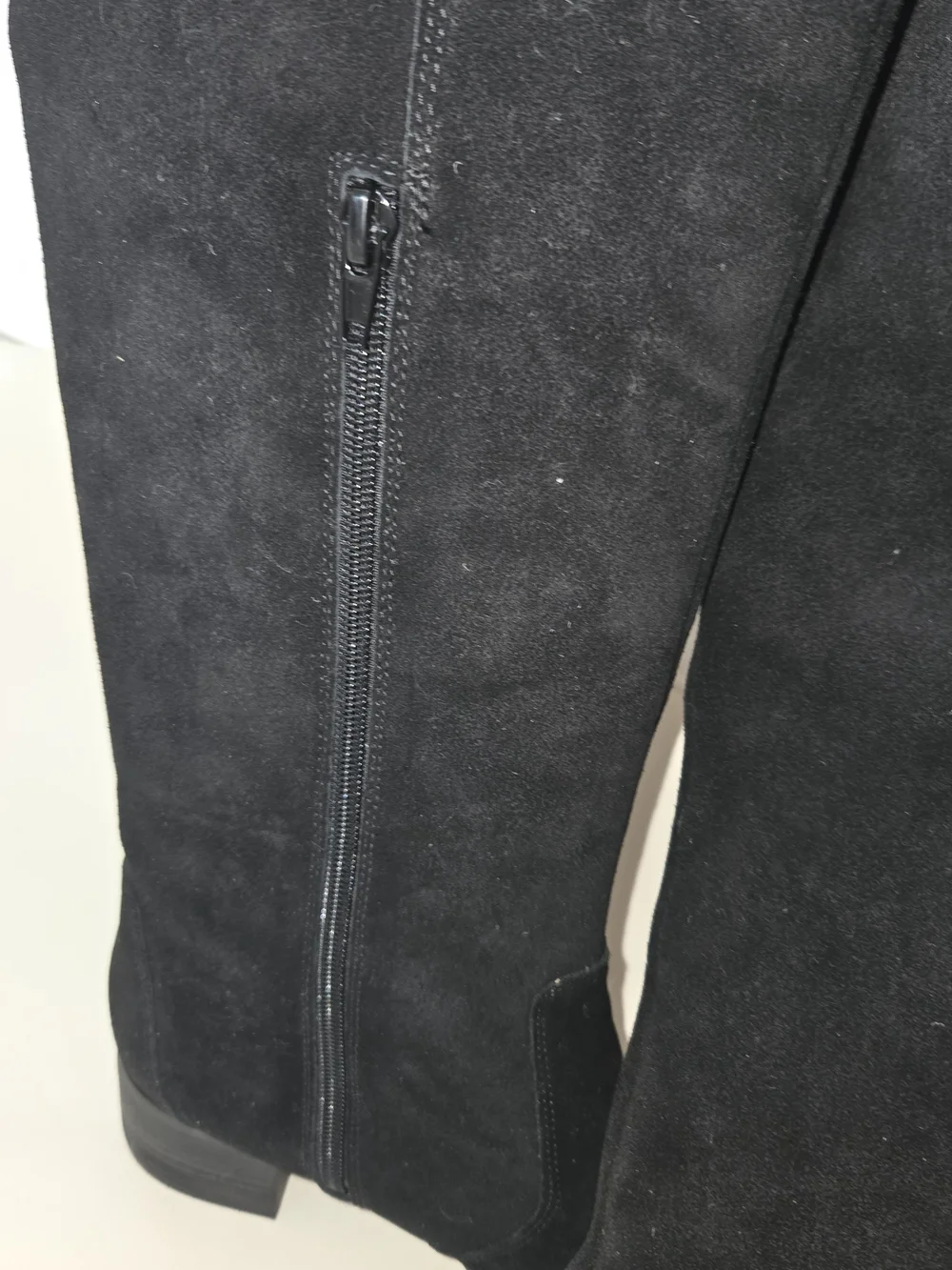 CORSO COMO Women's Black Suede Over-the-Knee Boots with Low Block Heel WOMENS 9